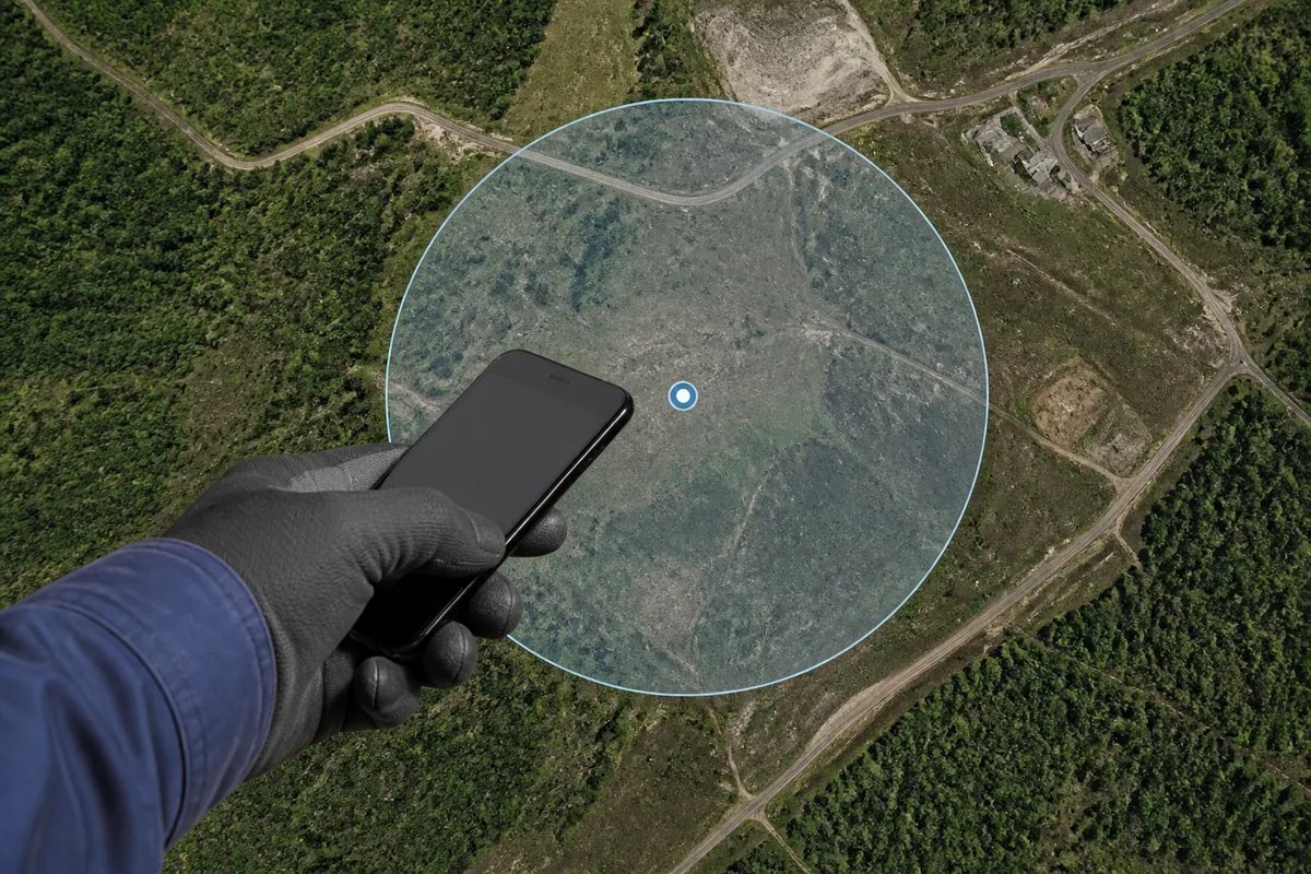 Placing the center point before drawing a distance circle on a map